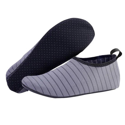 Mandotos AquaFlex unisex water shoes with quick-dry fabric, flexible sole, ideal for beach, yoga, and swimming activities.