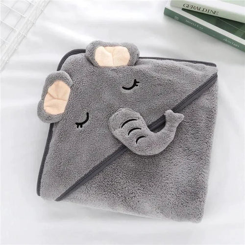 Mandotos baby hooded bath towel featuring a cartoon animal design, soft, warm, and ideal for newborns and toddlers.