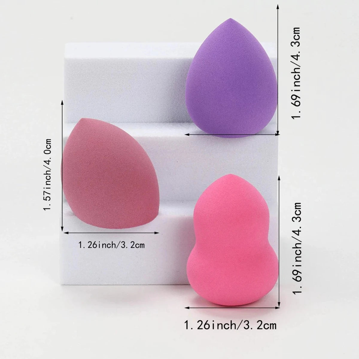 Mandotos beauty sponge set with 6 to 60 foundation mixing puffs in various sizes for makeup application and blending.