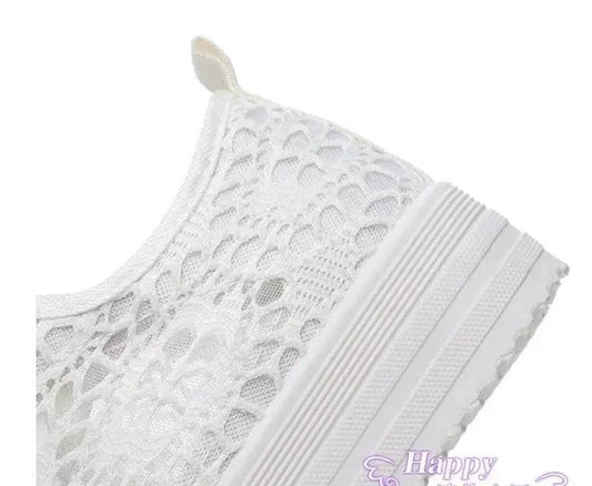 Mandotos women's canvas shoes, Xia Daddy style, featuring casual design and comfortable fit in white with black accents.