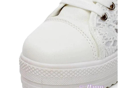 Mandotos women's canvas shoes, Xia Daddy style, featuring casual design and comfortable fit, shown in a stylish side view.