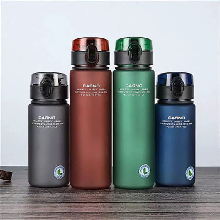Mandotos Casino Frosted Sports Water Bottle with lid, portable plastic bottle for men and women, ideal for active use.