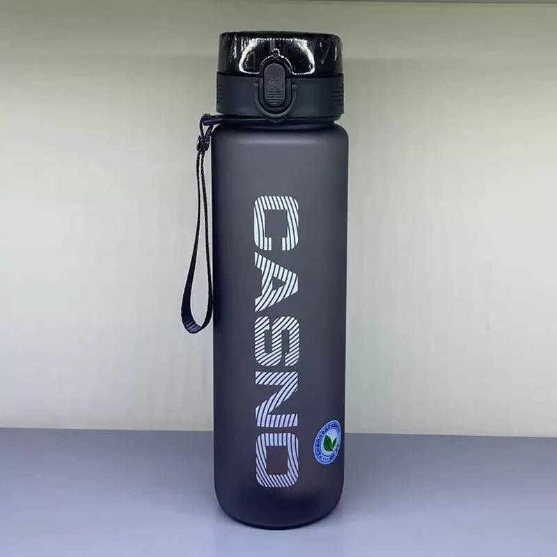 Mandotos Casino Frosted sports water bottle with lid, portable plastic bottle for men and women, ideal for active use