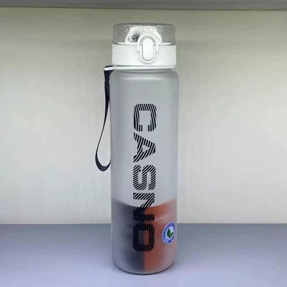 Mandotos Casino Frosted Sports Water Bottle, plastic portable bottle with lid, ideal for men and women, outdoor hydration.
