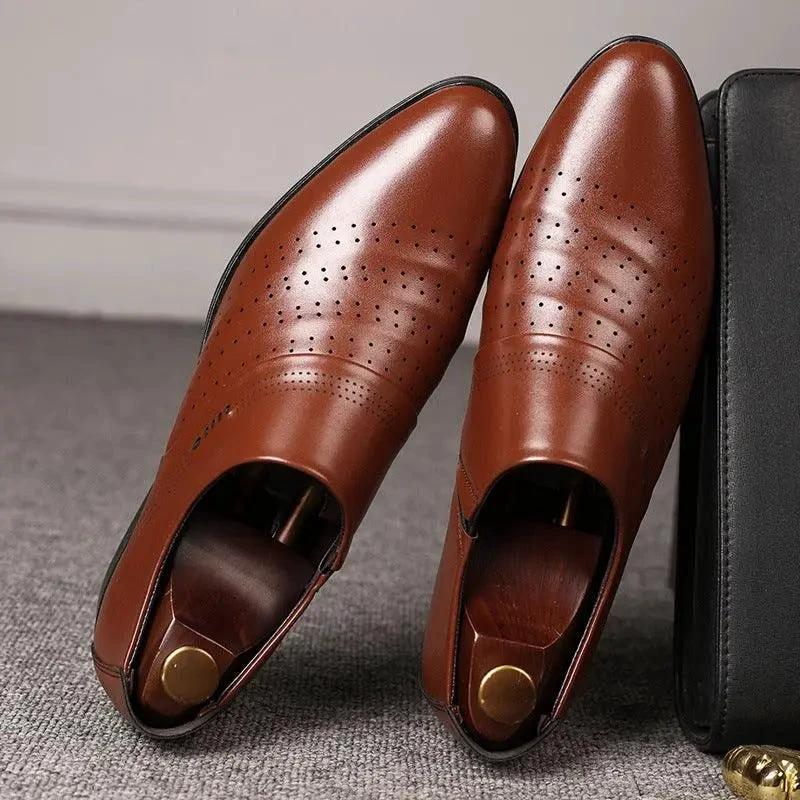 Men's leather casual pointed toe shoes by MANDOTOS, featuring a sleek design and comfortable fit for everyday wear.