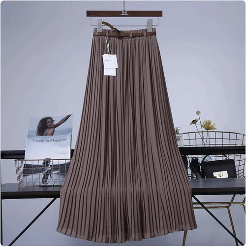 Mandotos Chic & Grace pleated chiffon skirt with flowing fabric, elegant design, and a high waist for effortless style.