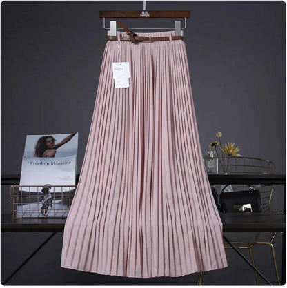 Mandotos Chic & Grace pleated chiffon skirt with flowing fabric, elegant design, and stylish silhouette for effortless fashion.