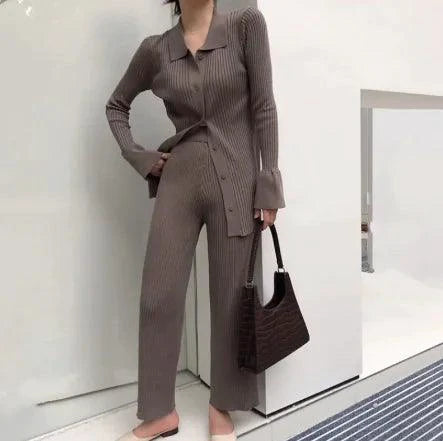 Mandotos chic knit collared ensemble featuring a cozy knit top and matching skirt, stylish and comfortable for casual wear.