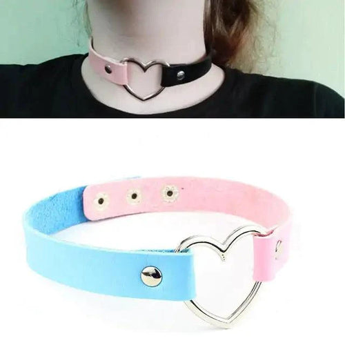 Mandotos chic leather collar with stylish design, adjustable buckle, and soft texture for pets.