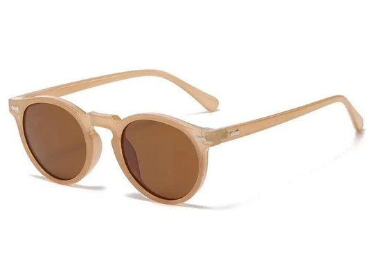 Mandotos chic round UV-block sunglasses with black frames and dark lenses, stylish eyewear for sun protection.