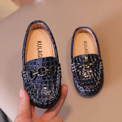 Mandotos chic toddler leather shoes with stylish design and soft leather material for comfortable kids' footwear.