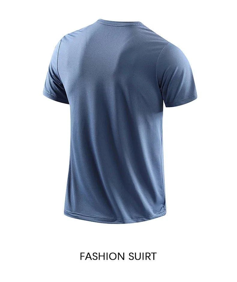 Mandotos men's quick dry running T-shirt in size M, breathable outdoor sports tee ideal for hiking, fishing, and summer activities.