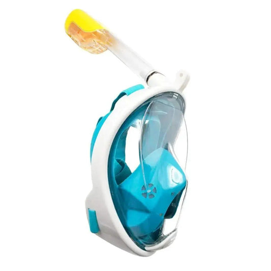 Mandotos ClearView snorkel mask with 180° vision and anti-fog technology for clear underwater exploration.