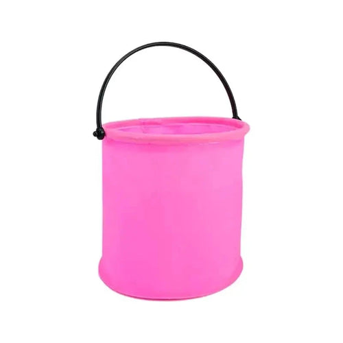Mandotos Compact Seaside Bucket in bright blue with a handle, perfect for kids’ beach and sand play.