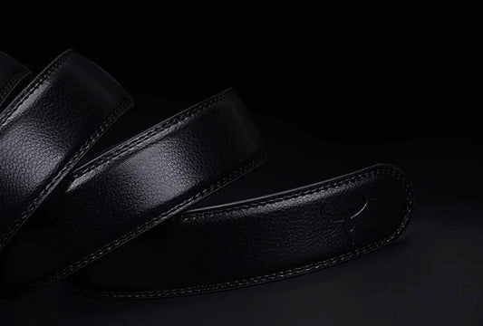 Mandotos contemporary leather belt with sleek design, brown leather strap, and metal buckle for stylish casual wear.