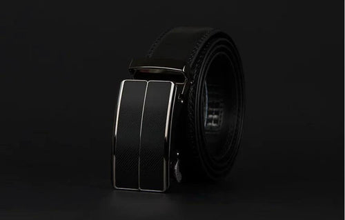 Mandotos contemporary leather belt with sleek design and metal buckle, ideal for stylish casual or formal wear.