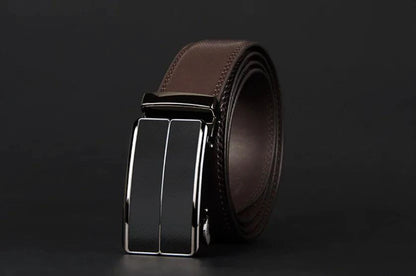 Mandotos contemporary leather belt with sleek design and adjustable buckle, perfect for casual or formal wear.