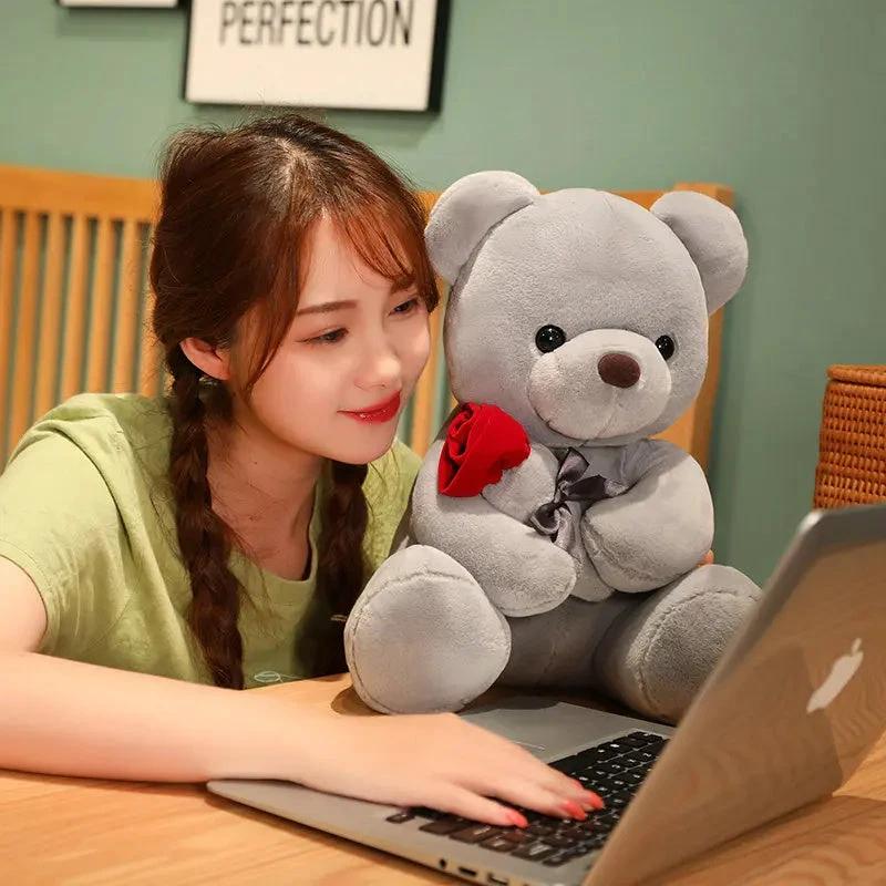 Mandotos 23-45cm plush teddy bear hugging roses with soft pillow, perfect gift for birthday, Valentine’s Day, or girlfriend.
