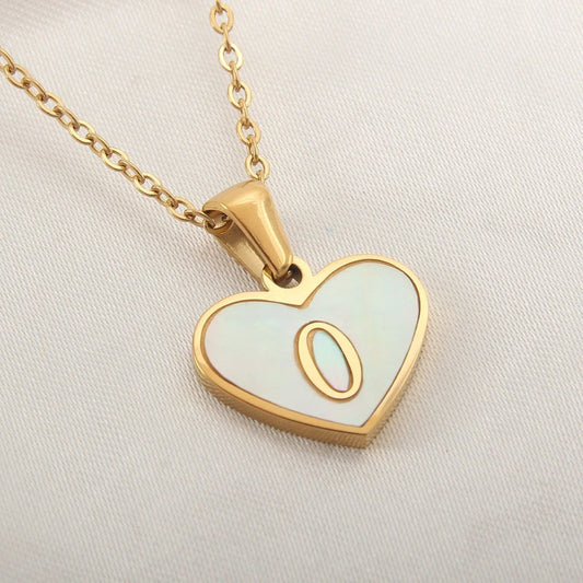 Mandotos heart-shaped letter necklace with white shell accents, personalized clavicle chain jewelry for women, ideal for Valentine's Day