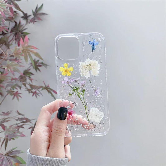 Silver foil dried flowers by MANDOTOS for epoxy phone cases, featuring elegant and unique floral decor design.