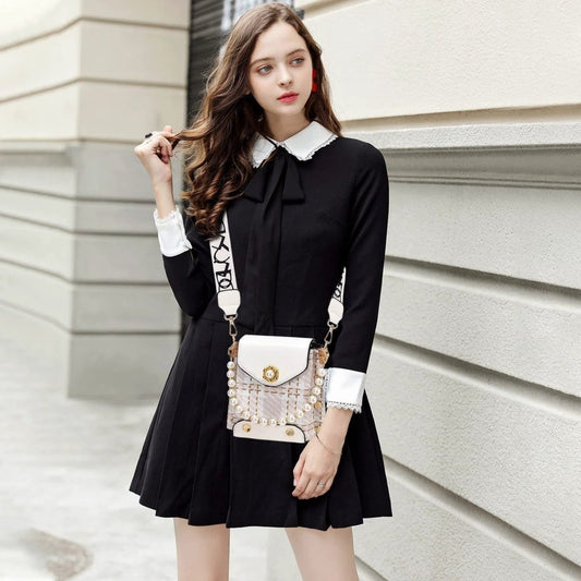 Mandotos fashion women's crossbody bag with pearl chain, cute princess wallet design, classic shoulder style, summer accessory.