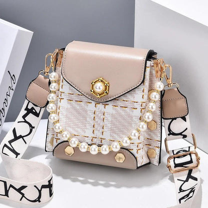 Mandotos women's crossbody bag with pearl chain, cute princess wallet design, perfect for summer phone carrying.