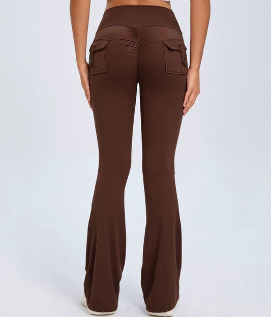 Mandotos Fierce Fit yoga pants with high waist, flared legs, pockets, and scrunch butt lift for comfort and style.