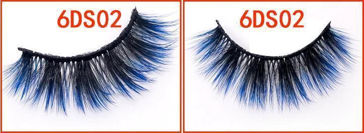 Mandotos Glamour Lash Co. magnetic false eyelashes set with natural-looking, easy-to-apply lashes for glamorous eye enhancement.