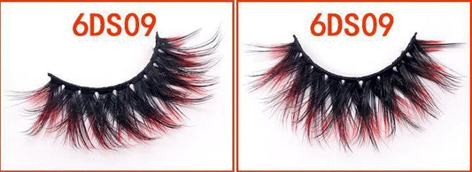 Mandotos Glamour Lash Co. magnetic false eyelashes set with natural-looking, easy-to-apply lashes for a glamorous eye look.