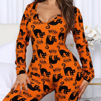 Mandotos Halloween printed jumpsuit with long sleeves, cozy home pajamas featuring festive Halloween-themed designs.