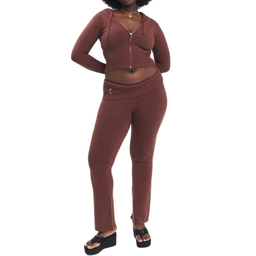Mandotos women's hoodie suit with zip-up long-sleeve sweater and high-waist long pants, casual and comfortable leisure outfit.