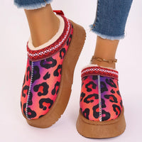 Mandotos Christmas cartoon print plush-lined slip-on navy ankle boots for women, indoor home shoes with a cozy, festive design.