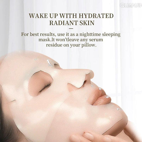 Mandotos face mask for pore shrinking and deep hydration, showcasing a soothing, moisturizing skincare treatment in a jar.
