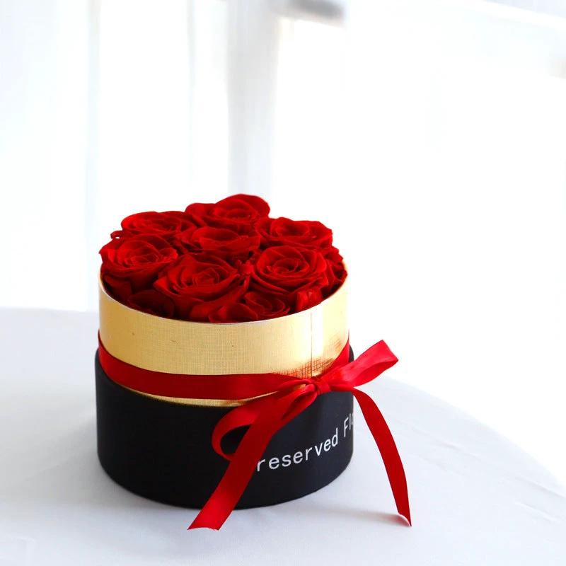 Mandotos preserved real roses in a box set, ideal for Valentine's Day romantic gift, showcasing elegant, long-lasting flowers.