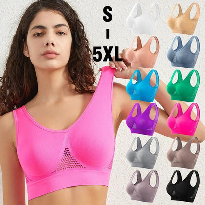 Plus size women's push-up sports bra by MANDOTOS, designed for running and yoga, with supportive, comfortable fit.