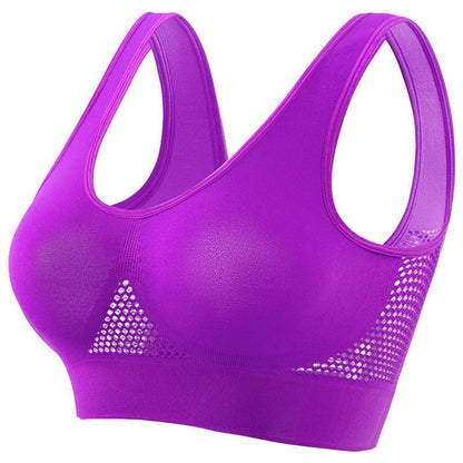 Plus size women's push-up sports bra by MANDOTOS, ideal for running and yoga, with supportive design and comfortable fit.