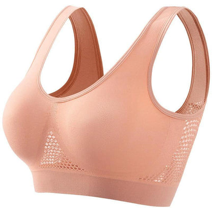 Plus size women's push-up sports bra by MANDOTOS, designed for running and yoga with supportive, comfortable fit.