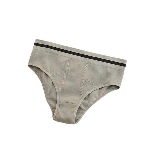 Mandotos Seamless Luxe Underwear showing breathable fabric and sexy design for ultimate comfort, close-up view of sleek, seamless fit.