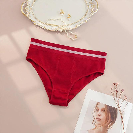 Mandotos Seamless Luxe underwear with breathable fabric and sexy design for ultimate comfort and a smooth fit.