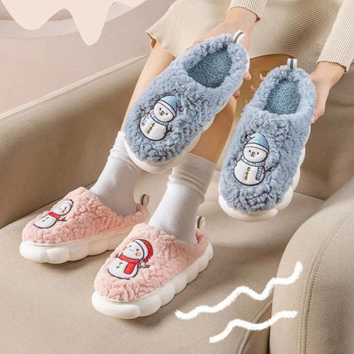 Mandotos Snowman slippers for winter, plush and anti-slip, cozy couple home shoes with festive snowman design.