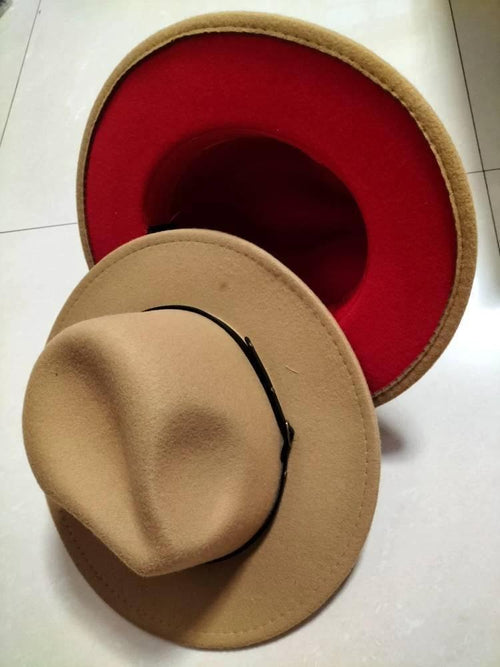 Mandotos stylish fedora hat with a trendy color-blocked wool design, perfect for a chic and fashionable look.