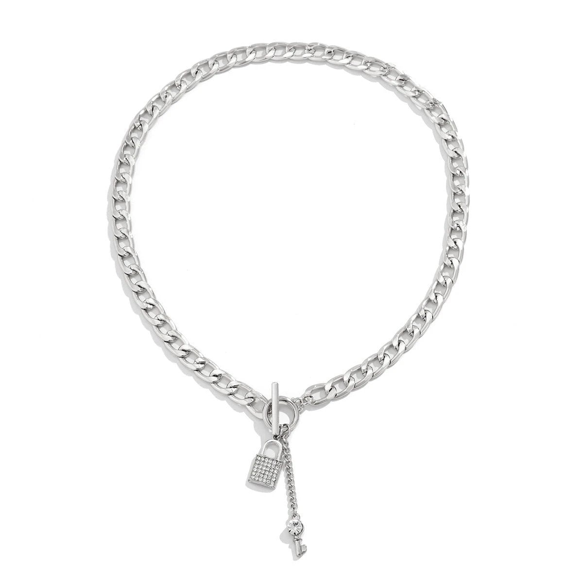 Mandotos thick chain lock and key pendant necklace, trendy fashion jewelry with bold design, showcasing a stylish metal chain and pendant.