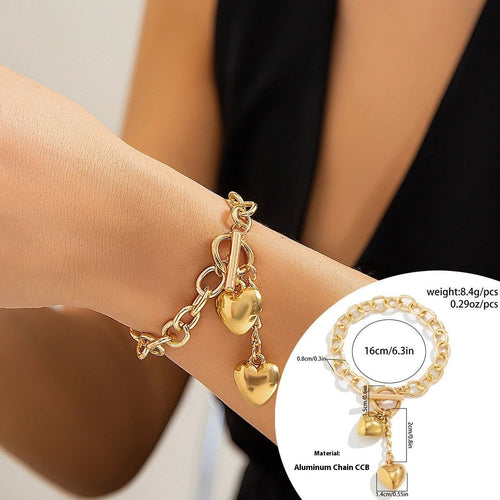 Mandotos thick chain lock and key pendant necklace, trendy fashion jewelry with bold design and metallic finish.