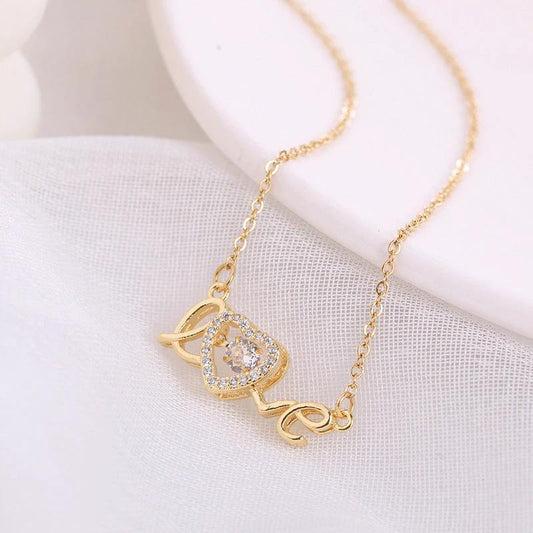 Mandotos titanium steel Valentine’s Day gift necklace, stylish love-themed clavicle chain for women, fashionable jewelry accessory.