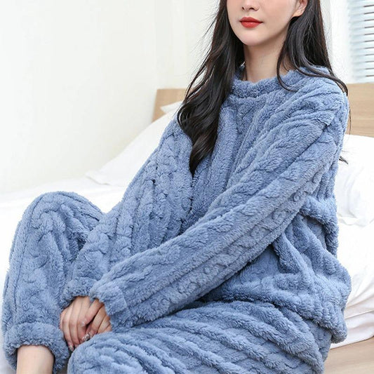Mandotos winter pajamas set in thickened coral velvet, featuring a cozy, warm homewear outfit with long sleeves and plush fabric.