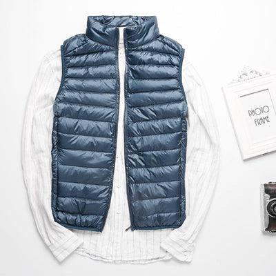 Mandotos Winter white duck down ultralight sleeveless vest, stylish and warm, ideal for layering and outdoor winter activities.