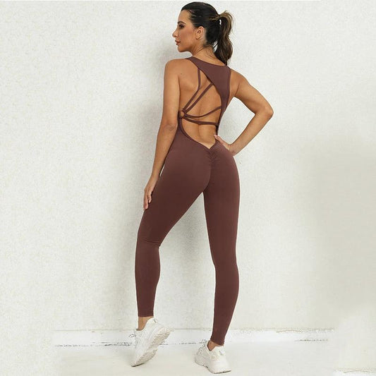 Mandotos women's sleeveless yoga jumpsuit with V-shaped back design, stretch fabric, ideal for fitness, running, and sportswear.