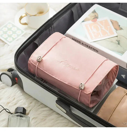 Mandotos 4-in-1 detachable cosmetic bag with multiple compartments for travel organization and makeup storage.
