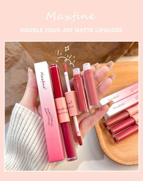 Mandotos double-end lip gloss with mirror and matte velvet finish, showing glossy and matte lip textures in sleek packaging.
