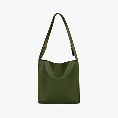Mandotos eco-friendly vegan leather tote bag with stylish, sustainable design, featuring spacious interior and durable handles.